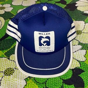 Vintage 1980s adjustable baseball hat mesh foam trucker stripes blue white